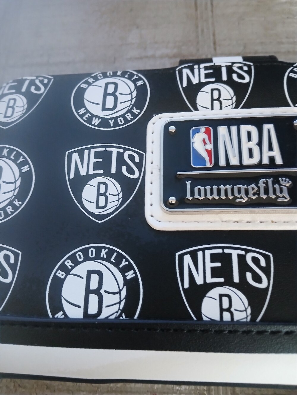 NWT Loungefly NBA Brooklyn Nets Logo Zip Around Wallet Vegan Leather Black Whi